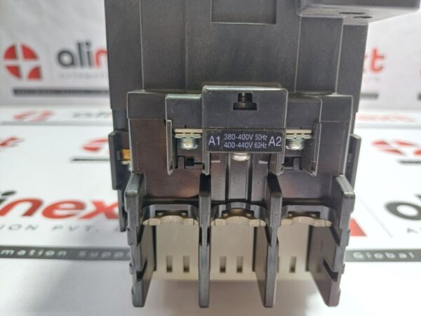 Fuji Electric SC-N2S, 3-pole electromagnetic contactor 440V w TR-N3 Relay