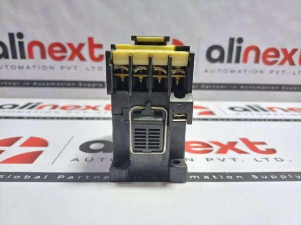 Hyundai HMX 31 Control Relay 20A 660 V 100V 50Hz 100-110v 60Hz