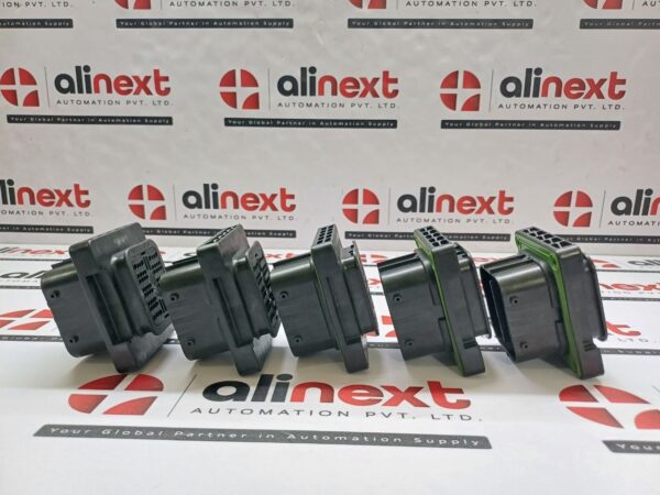 Lot of 5x New TE Connectivity DEUTSCH STRIKE Series SRK02-FLB-64A-001 Connector