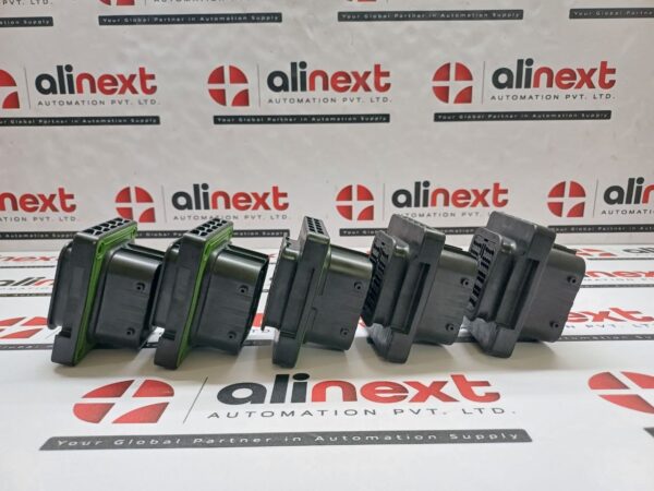 Lot of 5x New TE Connectivity DEUTSCH STRIKE Series SRK02-FLB-64A-001 Connector