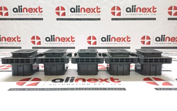 Lot of 5x TE Connectivity DEUTSCH STRIKE Series SRK02-FLB-64A-001 Connector
