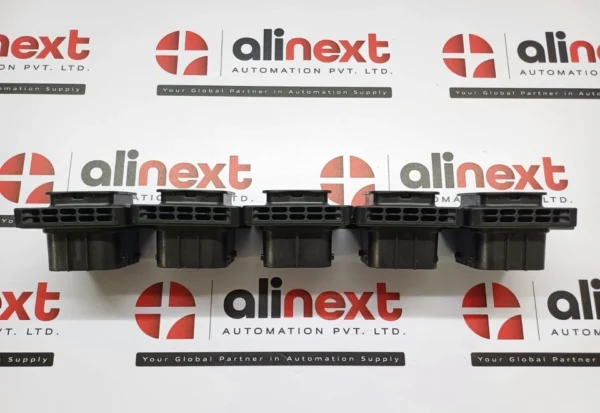 Lot of 5x TE Connectivity DEUTSCH STRIKE Series SRK02-FLB-64A-001 Connector