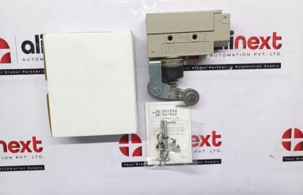 Omron ZE-NA2-2 Limit Switch (Roller Lever Type)