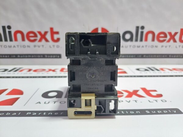 Schneider Electric LC1D0910 TeSys D 3-Pole Contactor 110V 50/60Hz F7