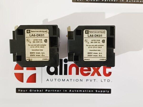 Telemecanique LA6-DK01 mechanical latch blocks