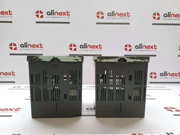 parts for Lot of 2x Yokogawa UM350 Digital Indicator Alarms 100-240VAC 50/60Hz