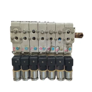 Kaneko Sangyo MB15G-8-A3P Air Solenoid Valve Manifold 4-Way AC200/220V