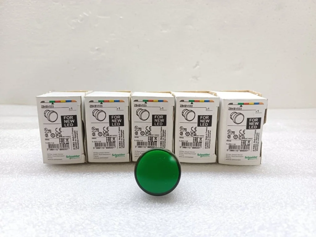 Lot of 5X Schneider Electric ZB4BV033 Green Pilot Light Head