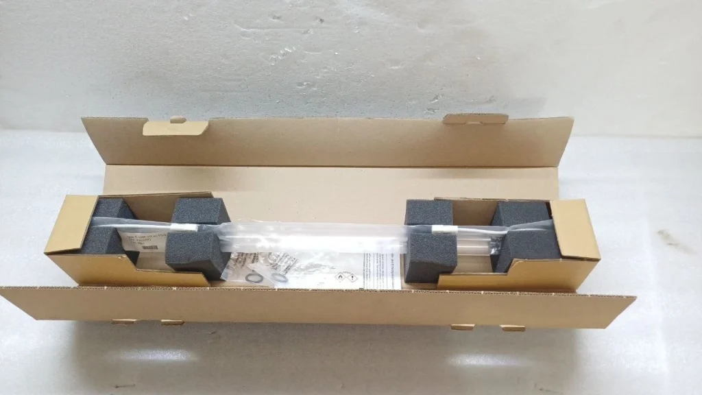 Alfa Laval UV Lamp with Contact 900952180 Type E-400E-H3-82-PS/0 P/N 3861