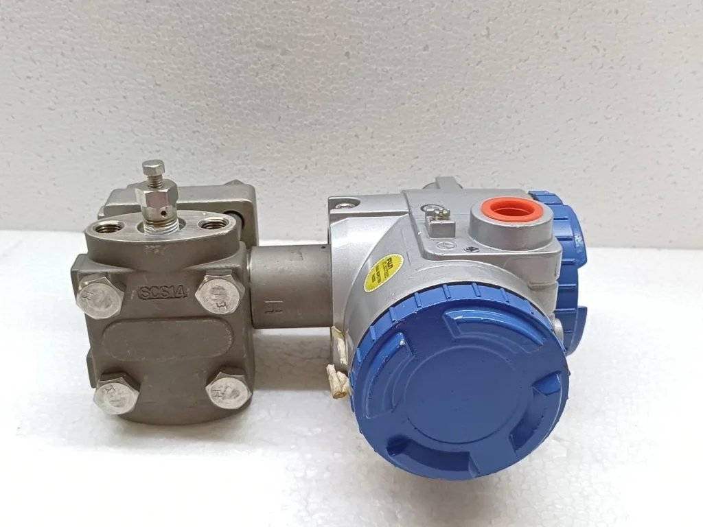 Fuji Electric FK 304V4-AAAYY-AE Gauge Pressure Transmitter 0–10 MPa 4-20mA DC24V