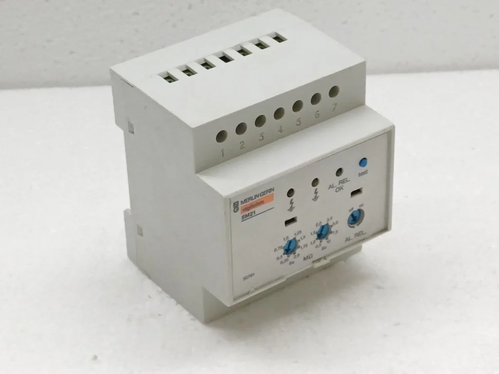 Merlin Gerin Vigilohm SM21 Insulation Monitoring Relay MΩ Alarm Module