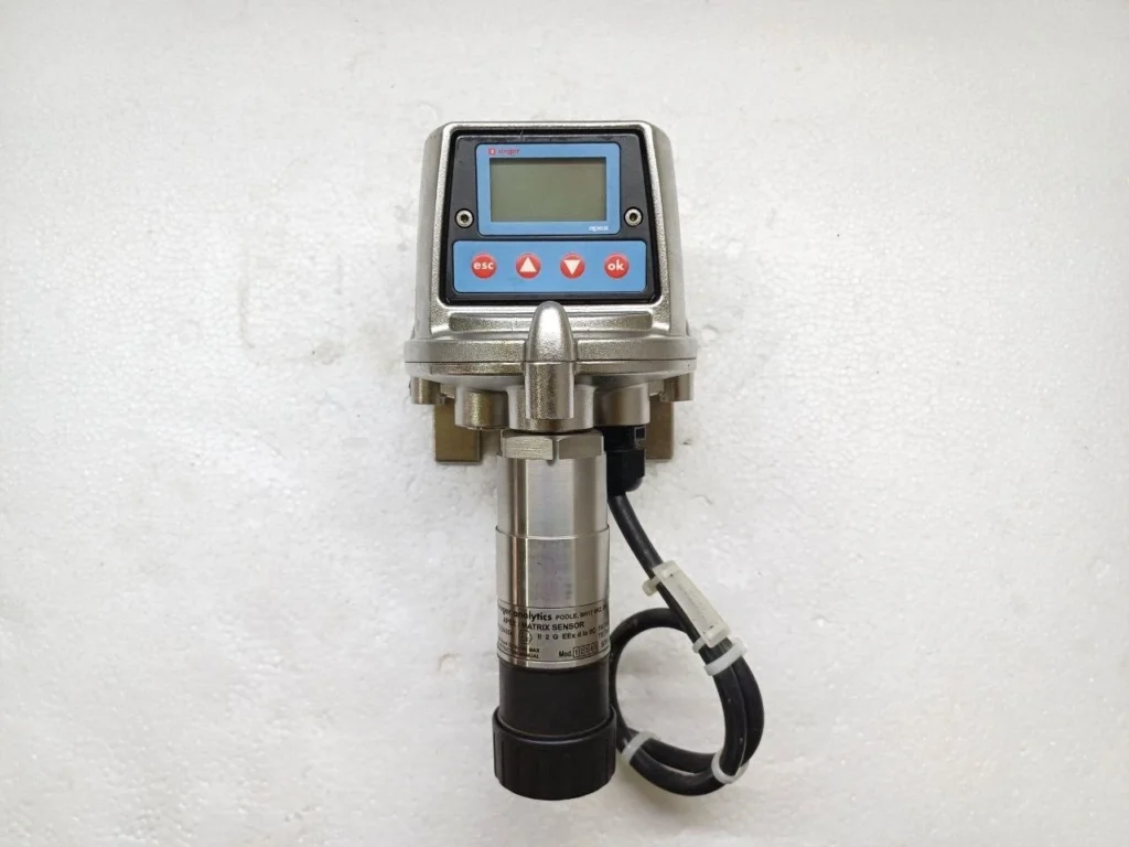 Zellweger Analytics APEX Transmitter 2110B 2200 Explosion Proof Gas Detector