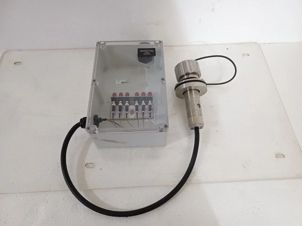 Trelleborg Industrial Sensor Assembly with Junction Box Cable Interface Unit