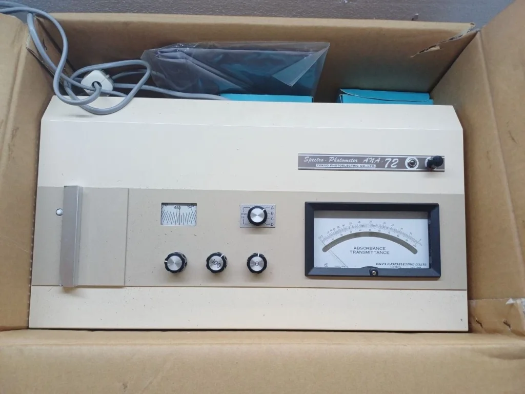 TOKYO PHOTO-ELECTRIC ANA-72 Spectrophotometer Analog Lab Meter